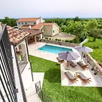 Pohman By Istra Vacation