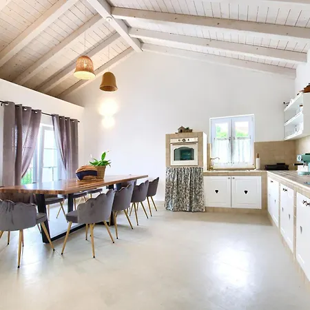 Pohman By Istra Vacation