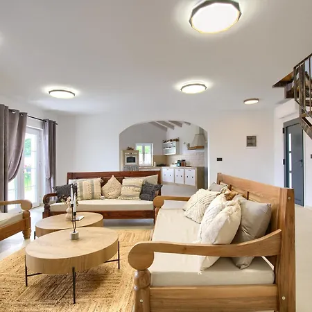 Pohman By Istra Vacation Villa